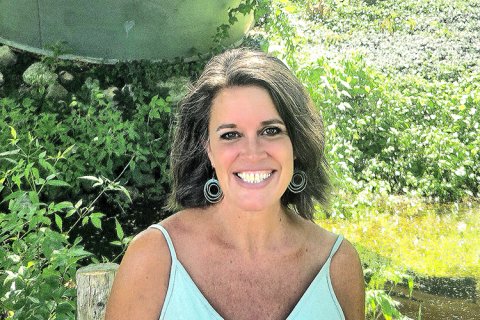 Professor Shanna Van Slyke